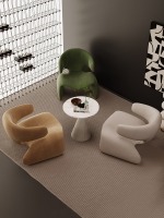 Hug - Image 5